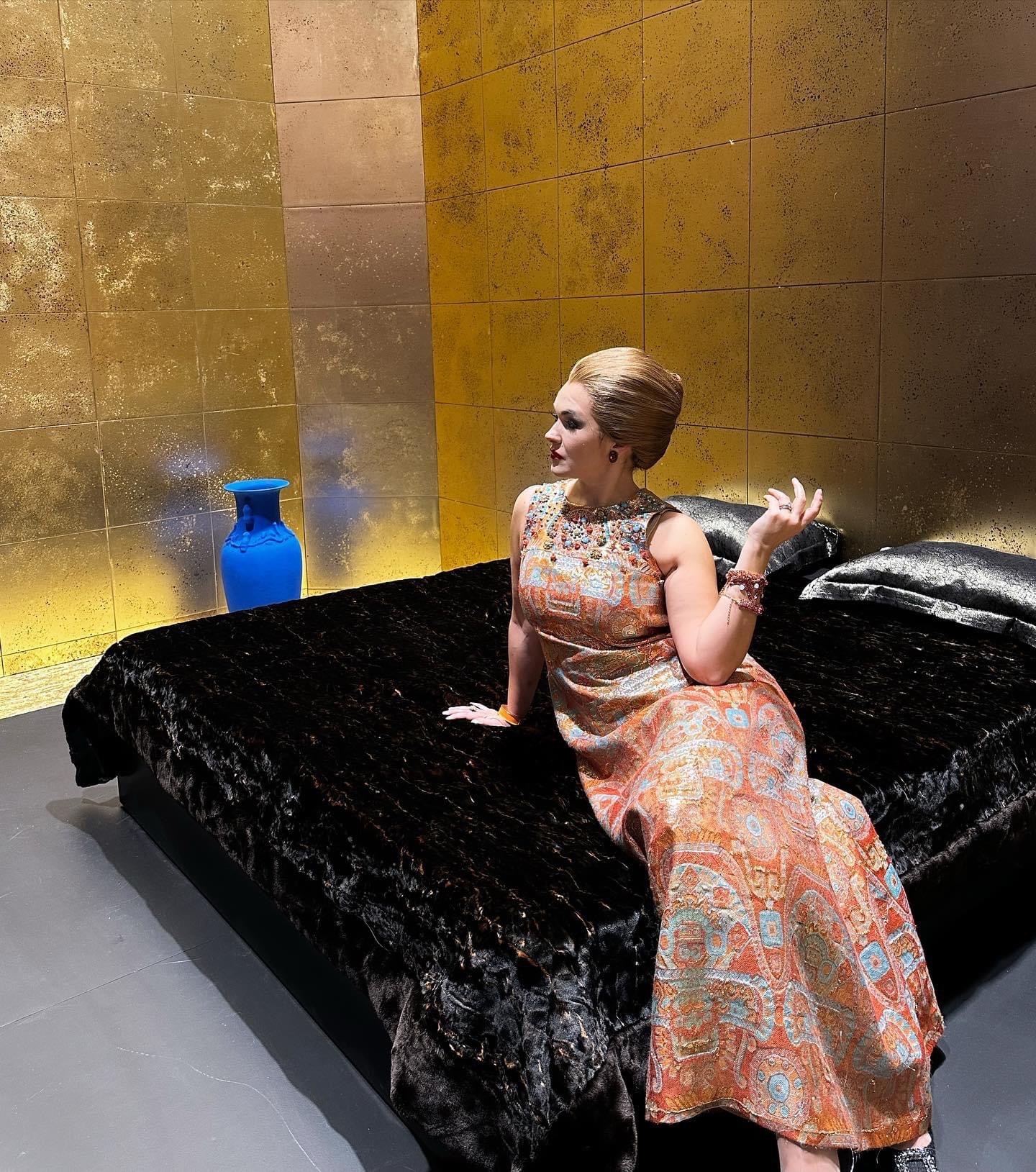 Role debut as Magda de Civry